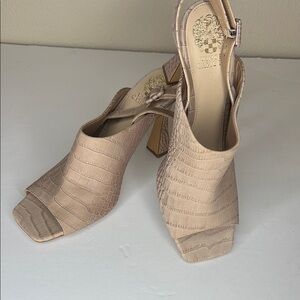 Vince Camuto Releen Tan Heels with Slingback Strap 11M
